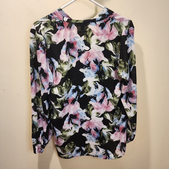 Vince Camuto Womens Floral Long Sleeves V Neck Blouse size S - Picture 6 of 10